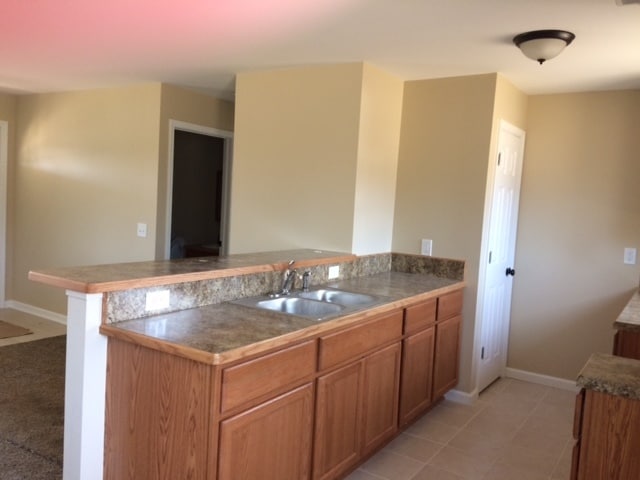 Building Photo - NEWER RANCH STYLE 2 BEDROOM DUPLEX HOMES FOR LEASE! HEAT and WATER INCLUDED!