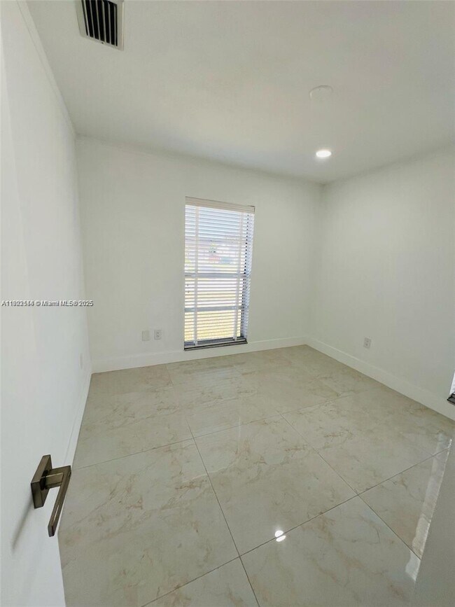 Building Photo - 26045 SW 131st Ct