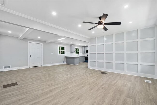 Building Photo - 1905 Fort Valley Dr SW