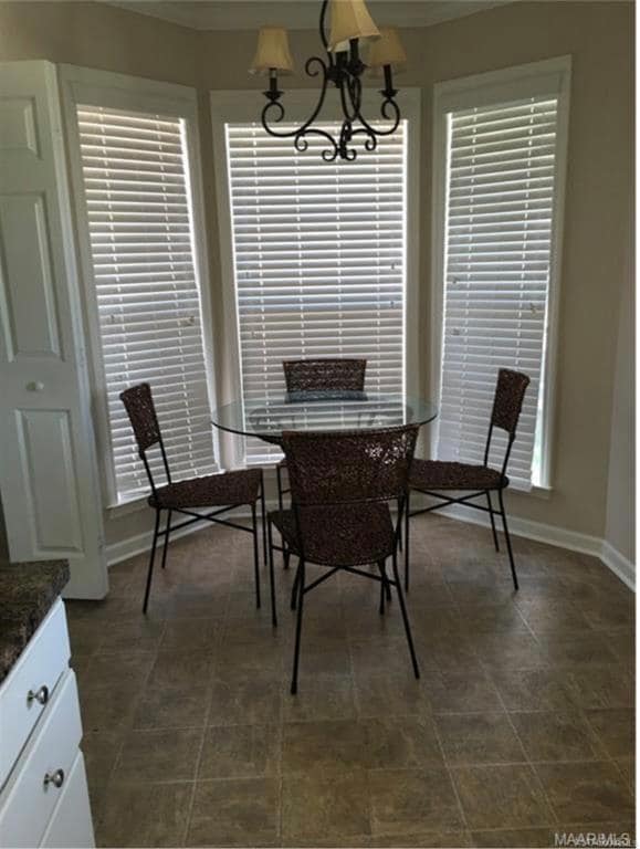 Building Photo - 8213 Dison Dr