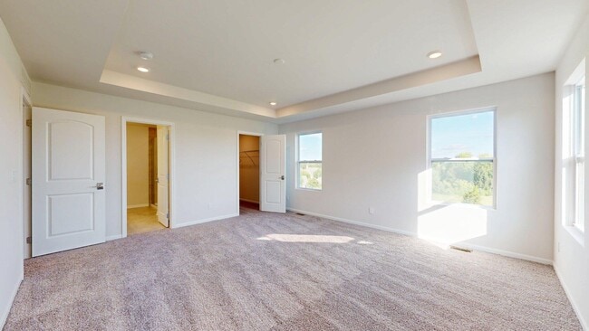 Building Photo - 1401 Salt Springs Dr