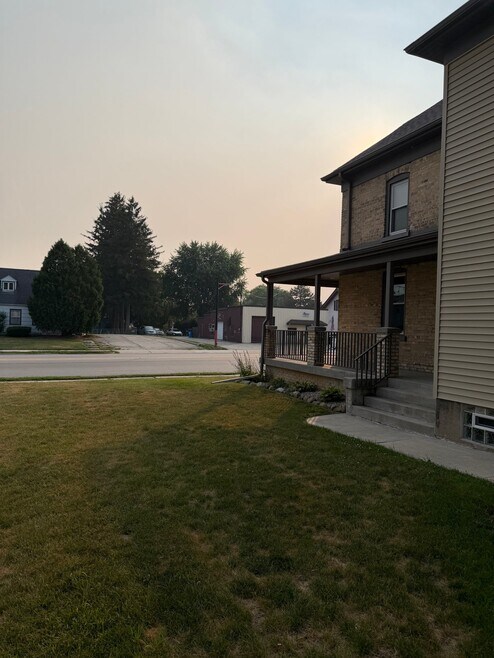 Building Photo - 1126 Fond Du Lac Ave
