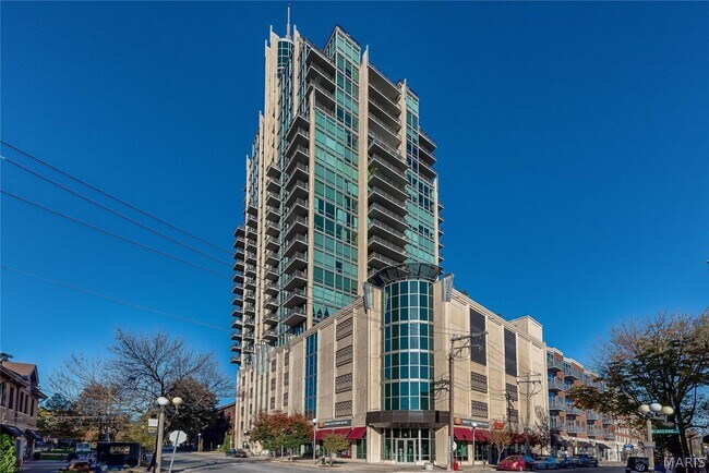 Building Photo - 4909 Laclede Ave