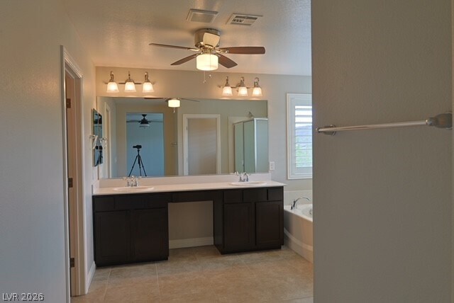 Building Photo - 531 Signal Peak St