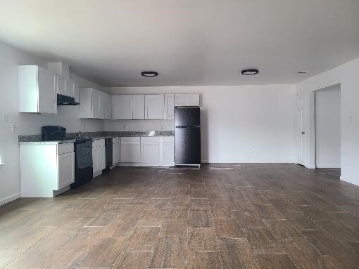 Building Photo - 915 24th St