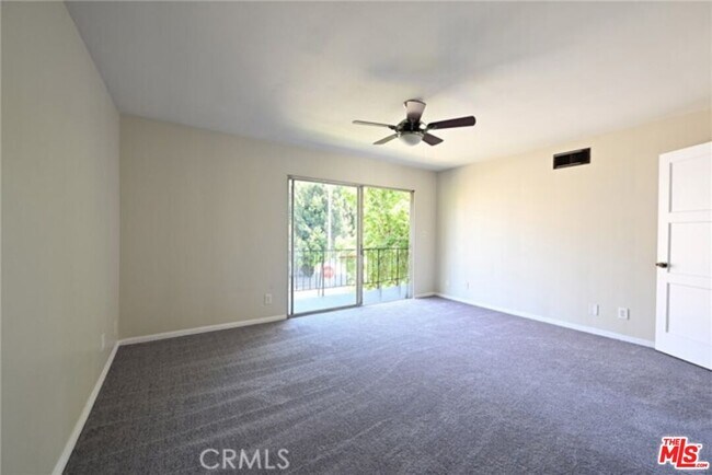 Building Photo - 11061 Ohio Ave Ave