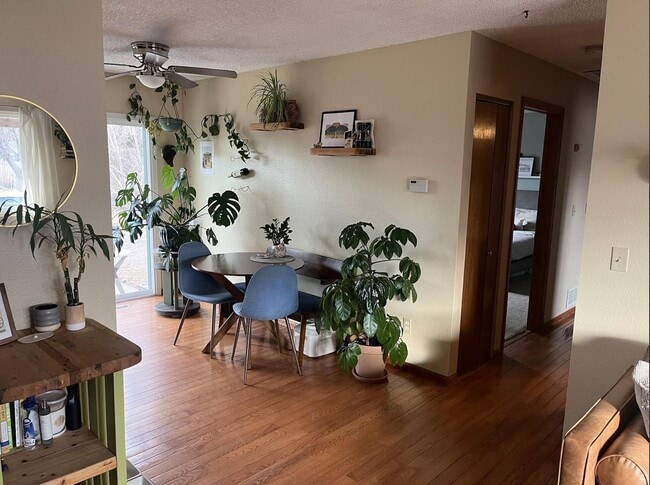 Building Photo - Bright 2 Bed, 2 Bath Home with Garage & Fenced Yard in Fort Collins