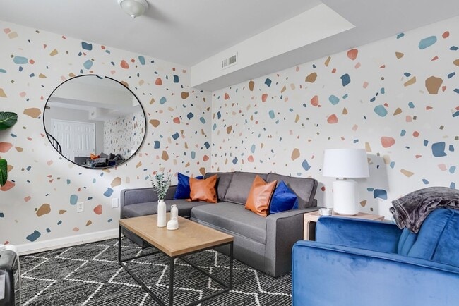 Building Photo - Princess Anne