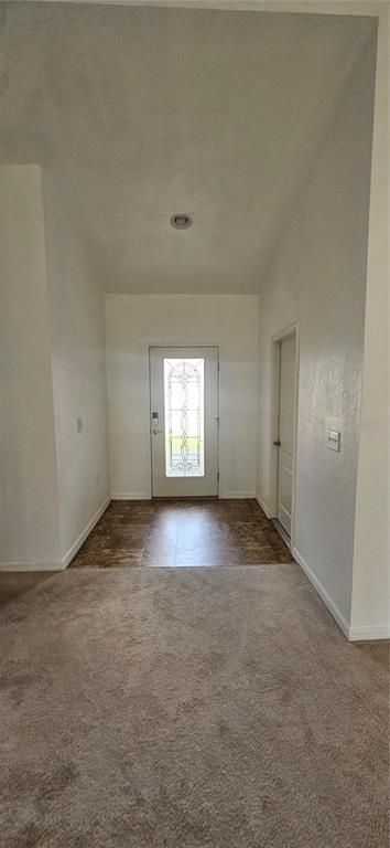 Building Photo - 240 Solis Dr