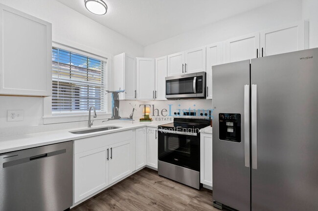 Building Photo - 12726 Taylor Nicolas Dr