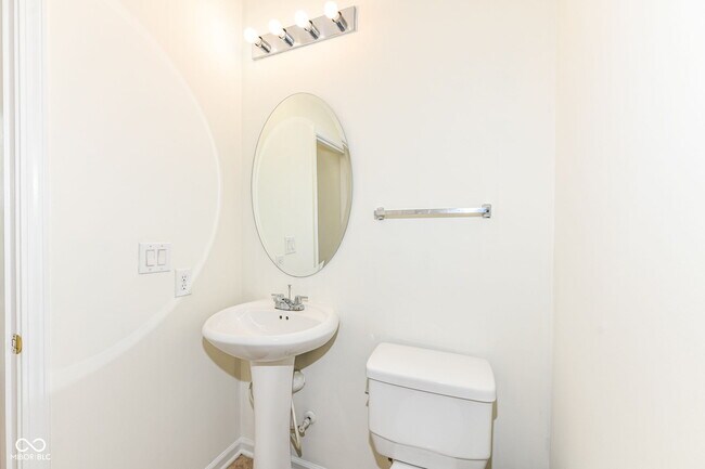 Building Photo - 4012 Weston Pointe Dr