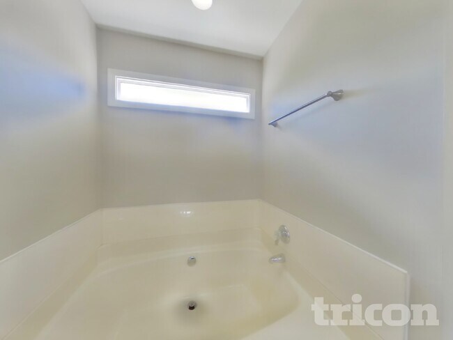 Building Photo - 7325 Fallow Ln