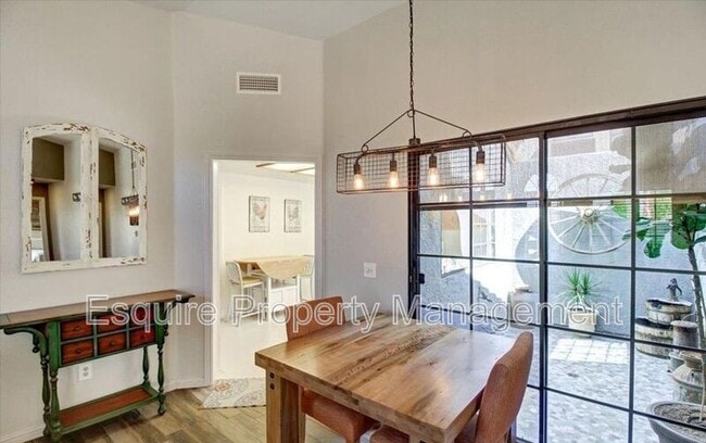 Building Photo - 618 Double Eagle Way