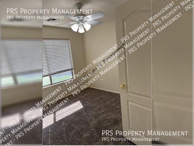 Building Photo - 1744 E Robin Ln