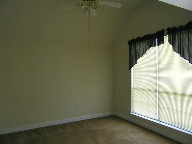 Building Photo - 461 San Remo Dr