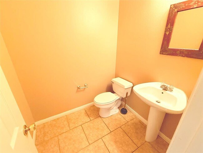 Building Photo - 2506 Partridge Ct