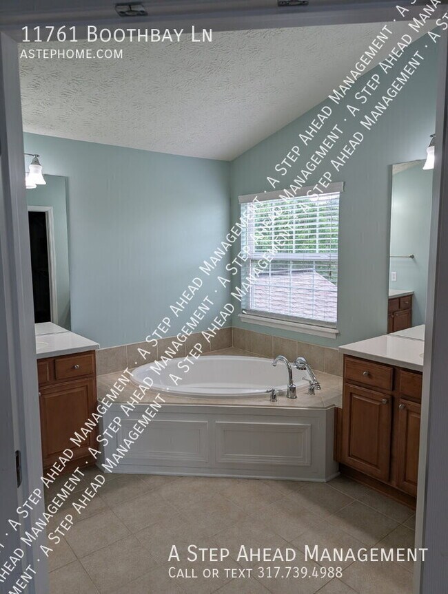 Building Photo - 11761 Boothbay Ln
