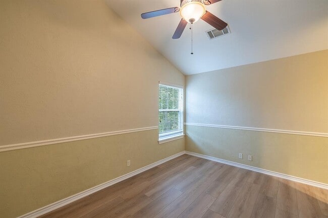 Building Photo - 8514 Racine Trail