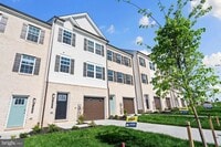 Building Photo - 16502 Green Glade Dr