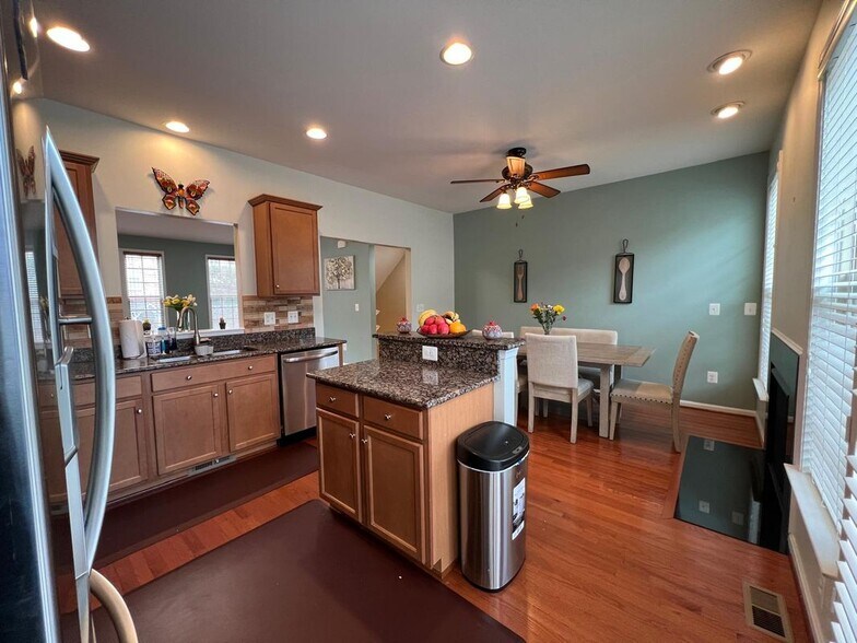 Building Photo - 1604 Sebring Ct