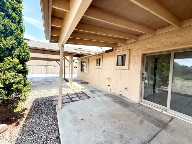 Building Photo - 7860 Spouse Dr