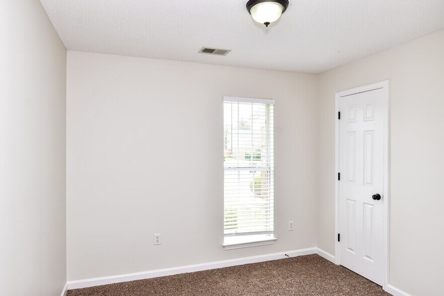 Building Photo - 7755 Mary Payton Dr