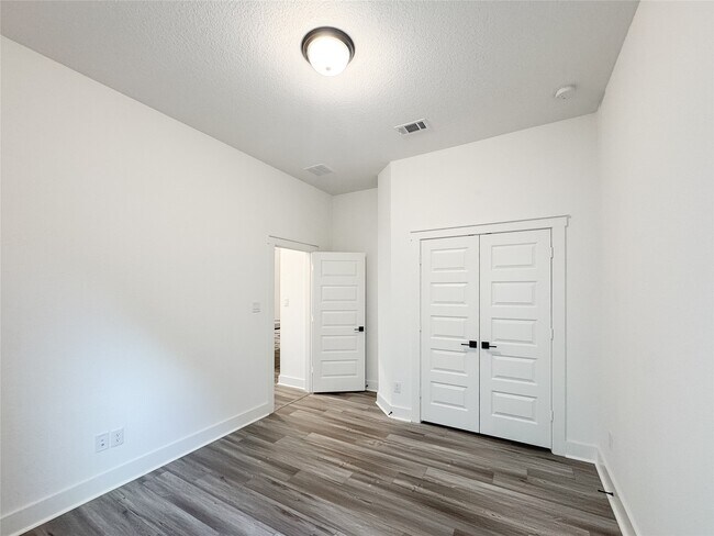 Building Photo - 15114 Prosperous Pl