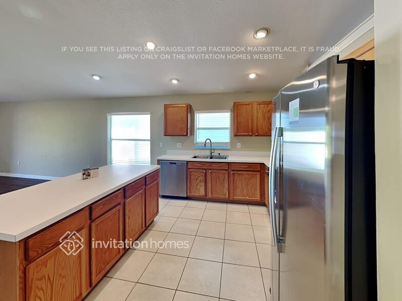 Building Photo - 7511 Tower Bridge Dr