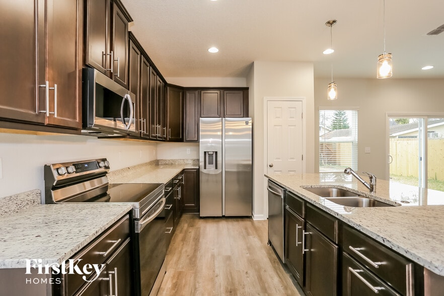 Building Photo - 4626 Polaris St