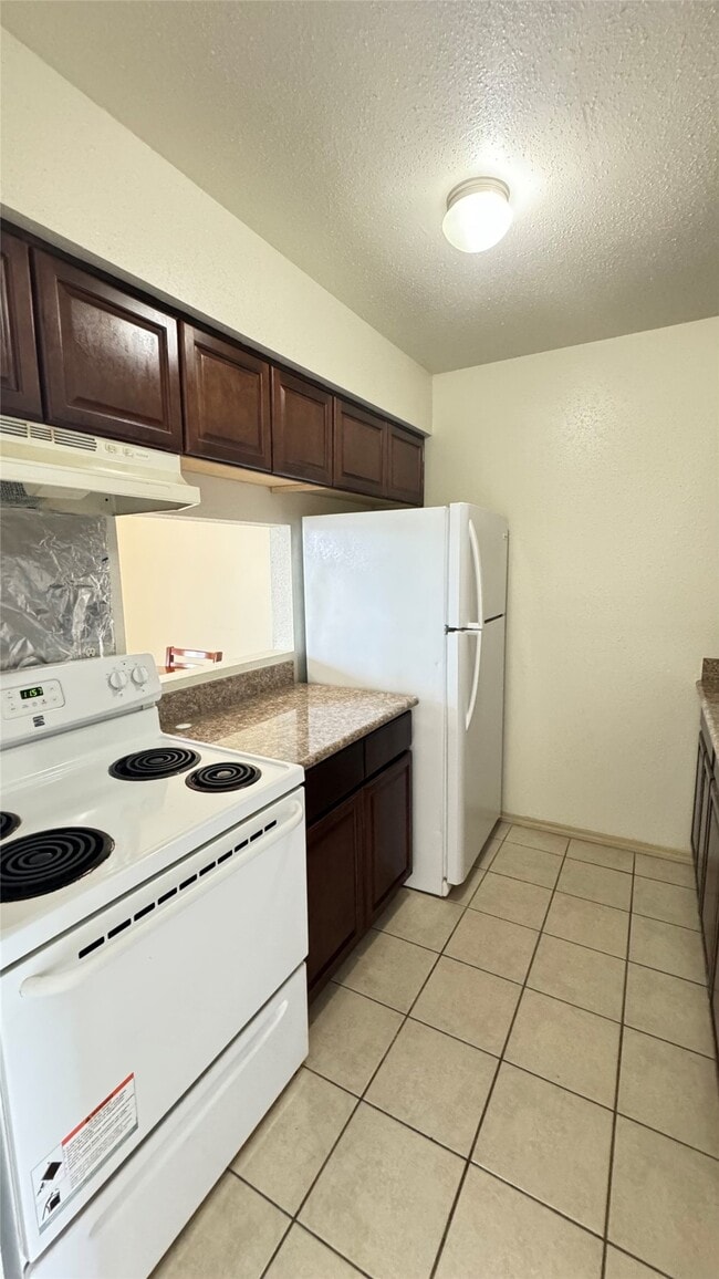 Building Photo - 10802 Kingspoint Rd