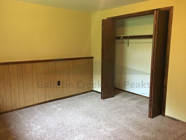 Building Photo - 3BD/2BA Single Family Home
