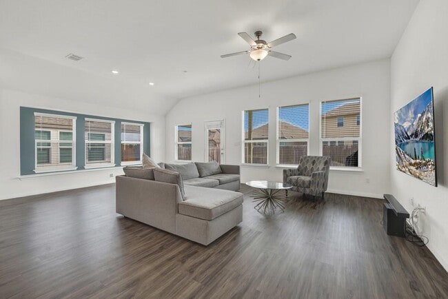 Building Photo - 315 Garcitas Cove