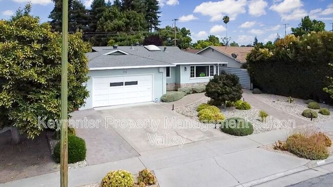Building Photo - 772 Springwood Dr