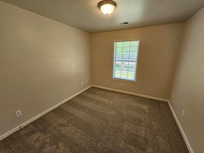 Building Photo - 4316 Notting Hill Dr SW