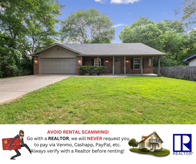 Primary Photo - 1135 N Vista Pl
