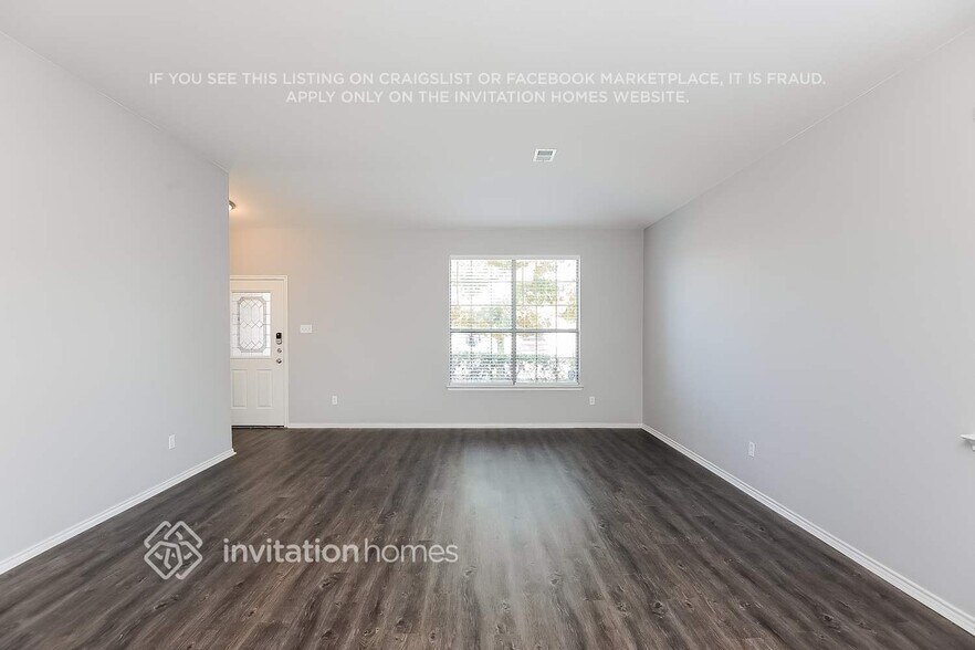Building Photo - 8520 Muir Dr