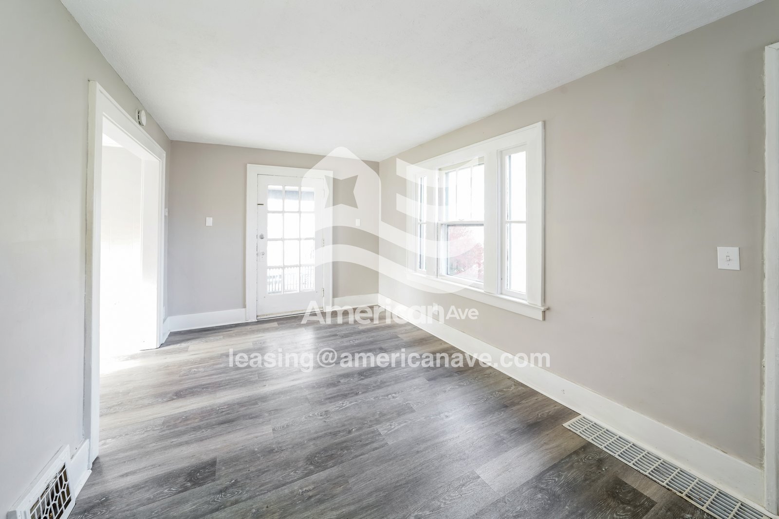 Building Photo - 133 Rand St