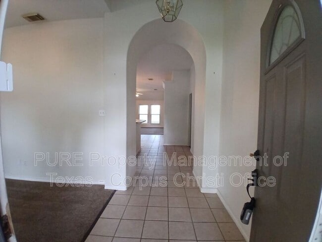 Building Photo - 7609 Cold Springs Dr