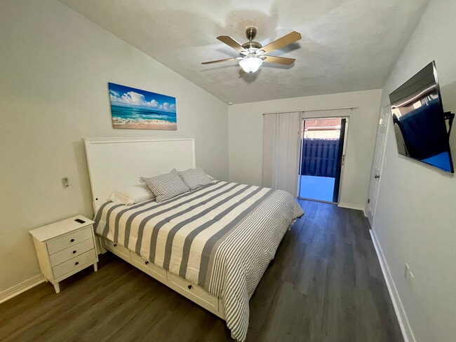 Building Photo - 11315 SW 123rd Ave