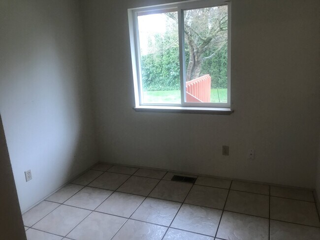 Building Photo - 20968 Travis Ln
