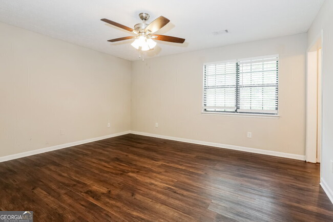 Building Photo - 10319 Briarbay Loop
