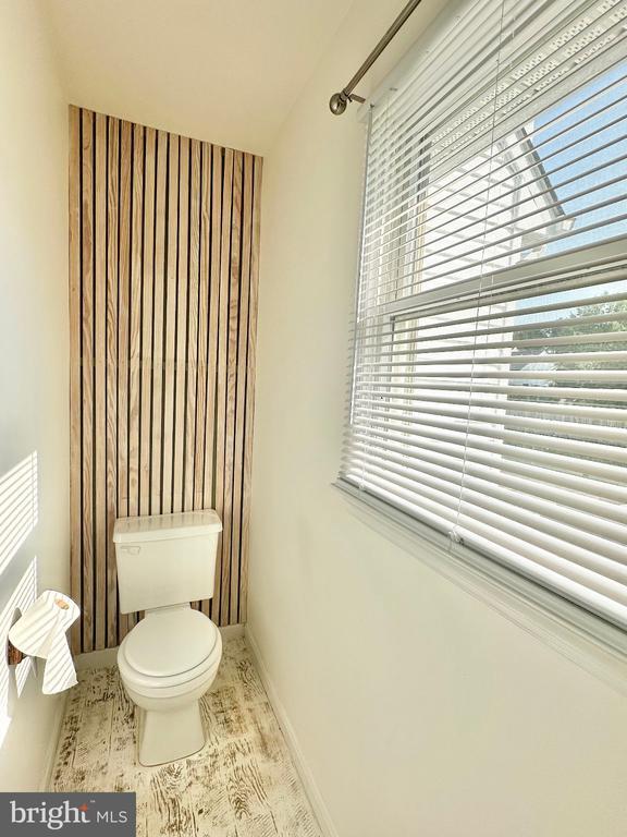 Building Photo - 8337 Colony Cir