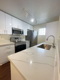 Building Photo - Ewa By Gentry - Coronado 2 bed, 1.5 bath, ...