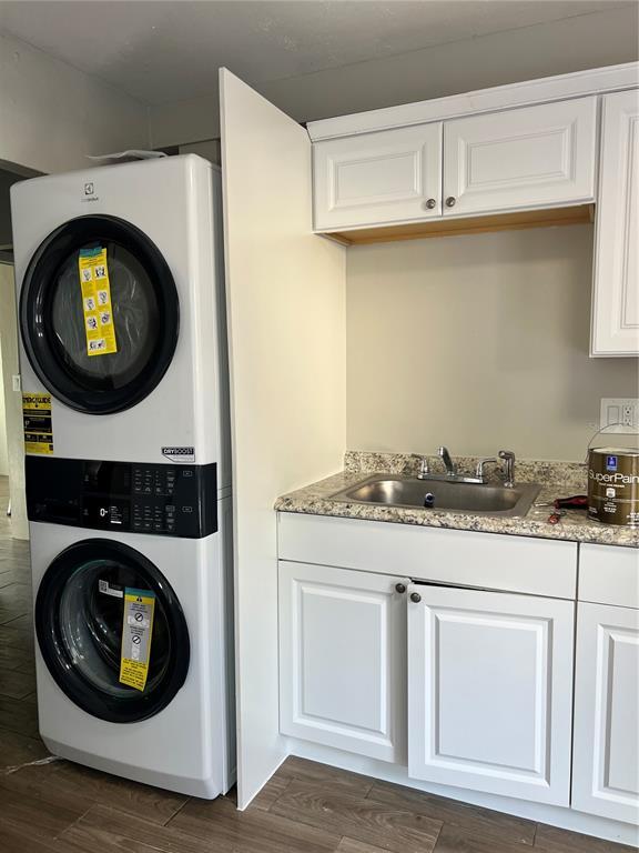 Building Photo - 901 Colyer St