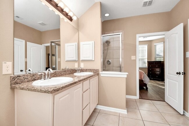 Building Photo - 7 Tidwilow Pl