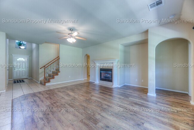 Building Photo - FOR LEASE | Jenks | $2500 Rent | 5 Bed, 3 ...