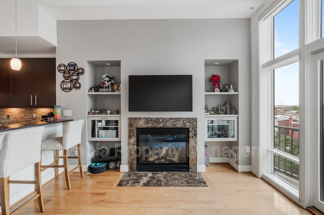 Building Photo - 1336 Belmont St NW