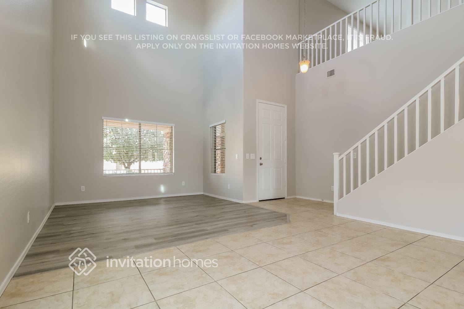 Building Photo - 12175 W Mountain View Dr