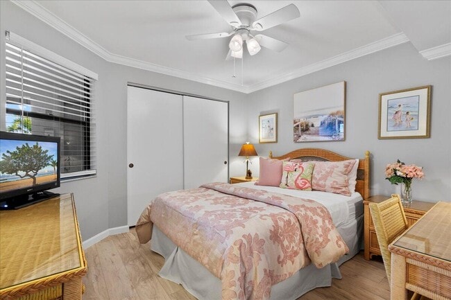 Building Photo - 143 Bay Colony Dr N