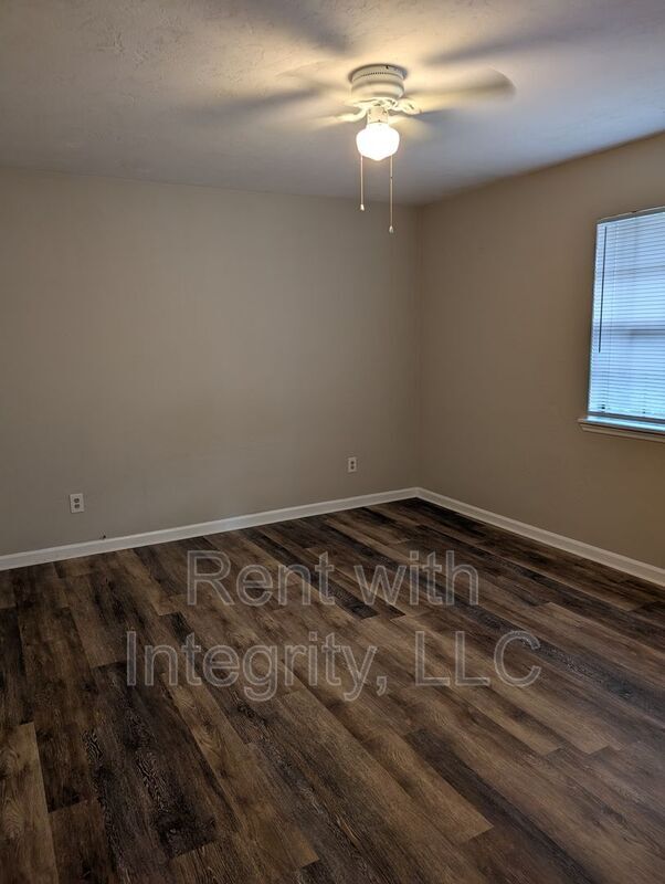 Building Photo - 1312 Nylic St
